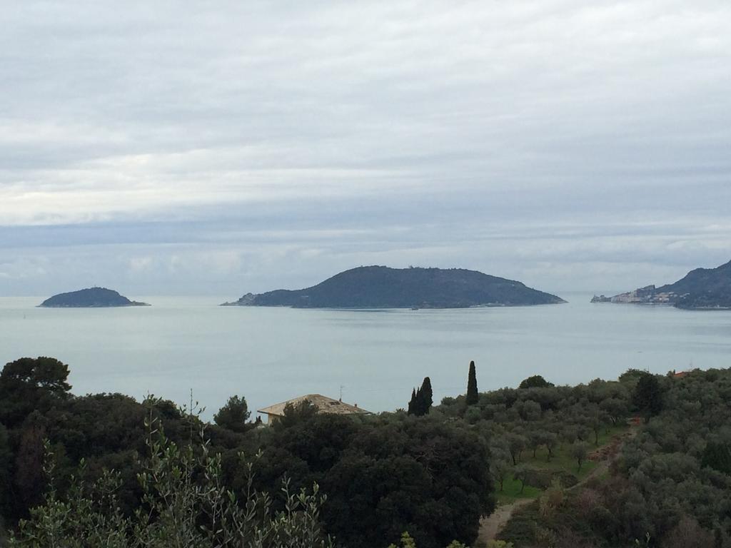 Appartamento Un Giorno Di Sole Lerici Luaran gambar