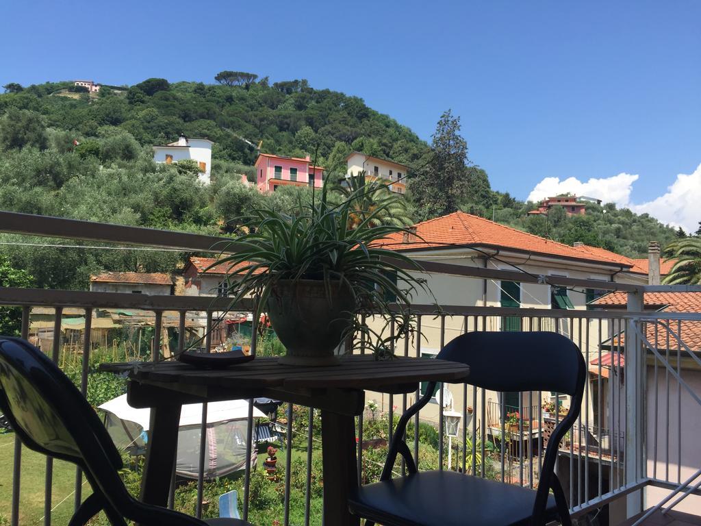 Appartamento Un Giorno Di Sole Lerici Luaran gambar
